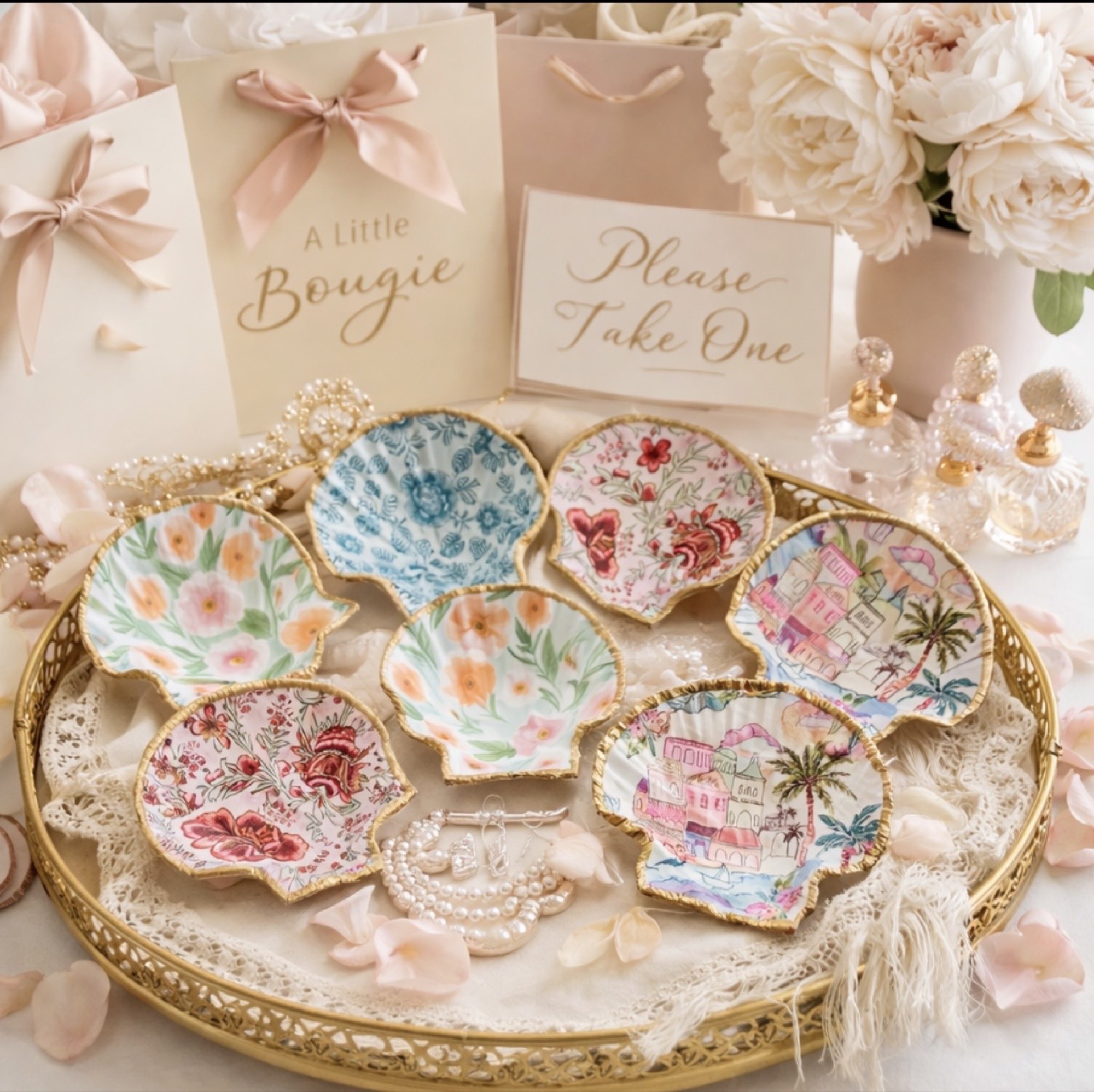 A Little Bougie seashell trinket trays