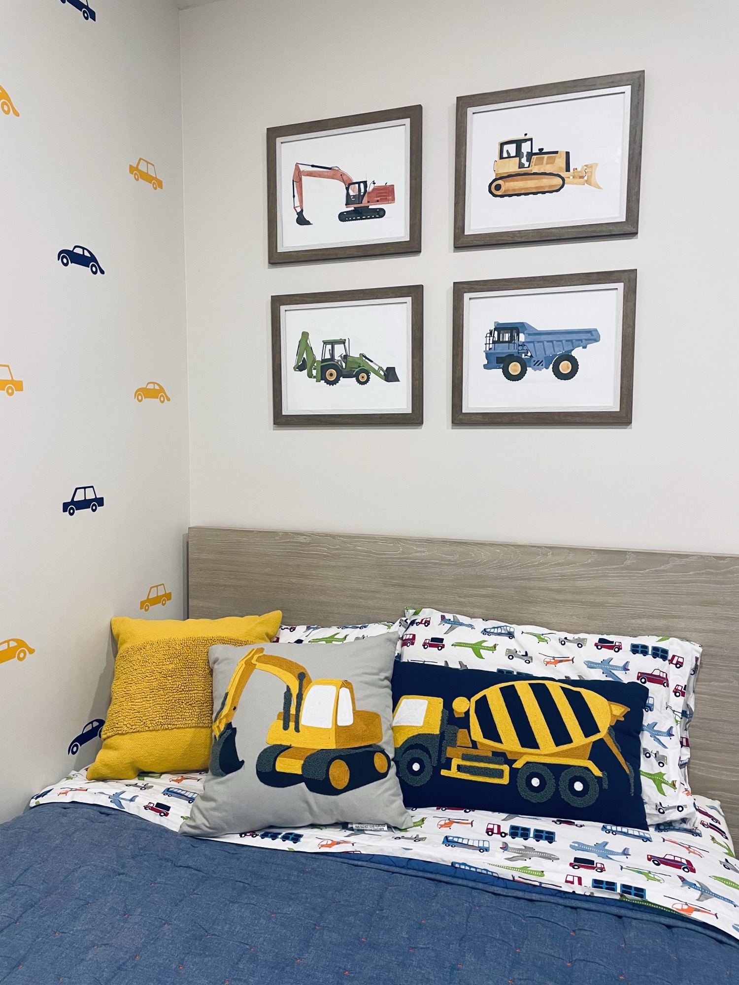 Ari's Road Trip Room